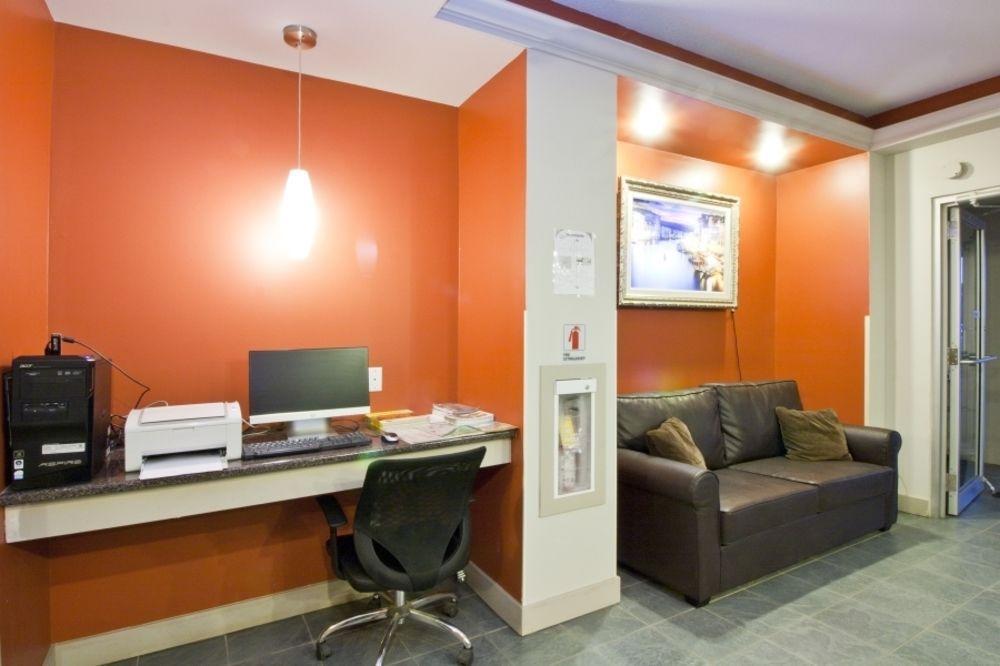 Travelodge By Wyndham Kindersley Εξωτερικό φωτογραφία