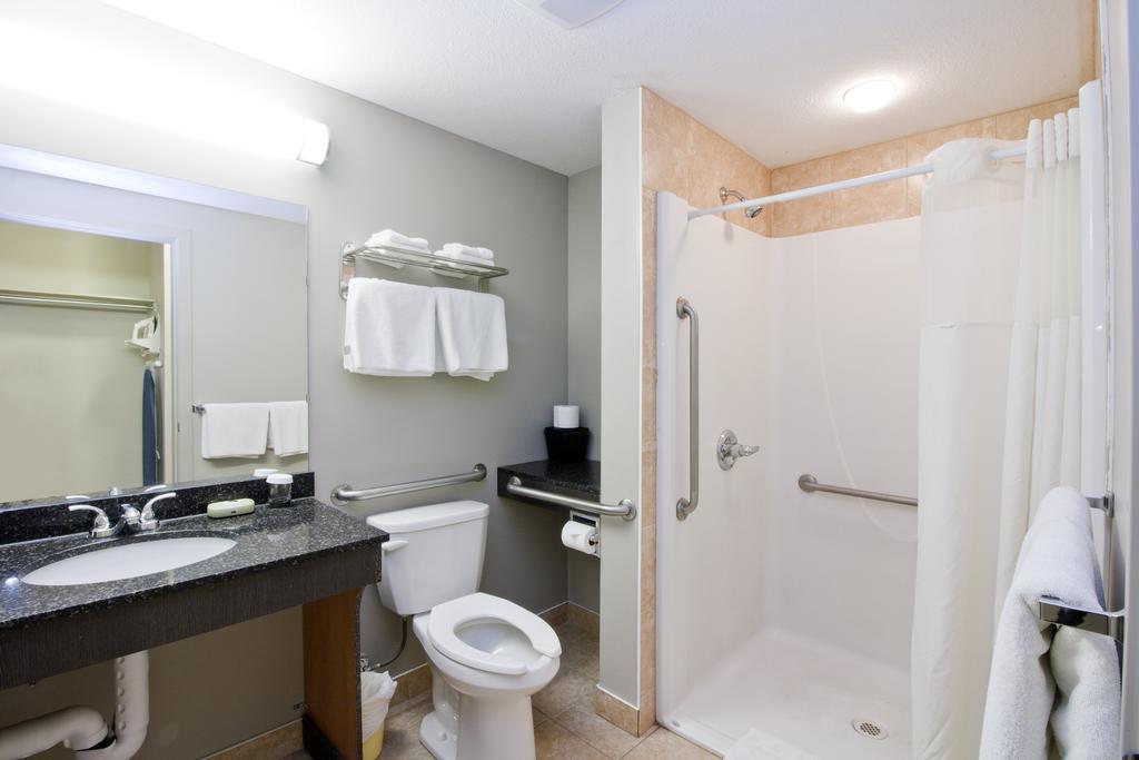 Travelodge By Wyndham Kindersley Δωμάτιο φωτογραφία