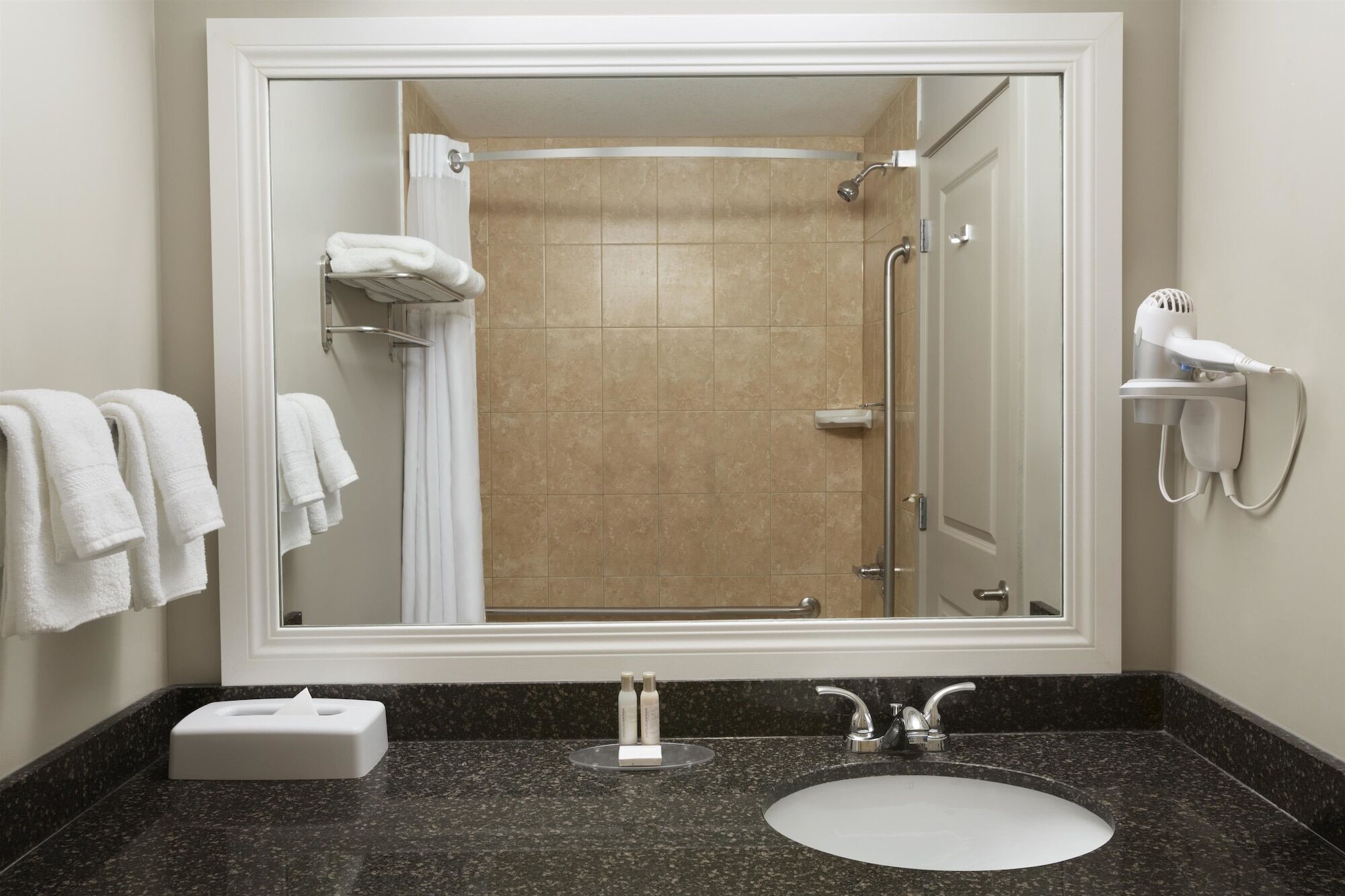 Travelodge By Wyndham Kindersley Εξωτερικό φωτογραφία